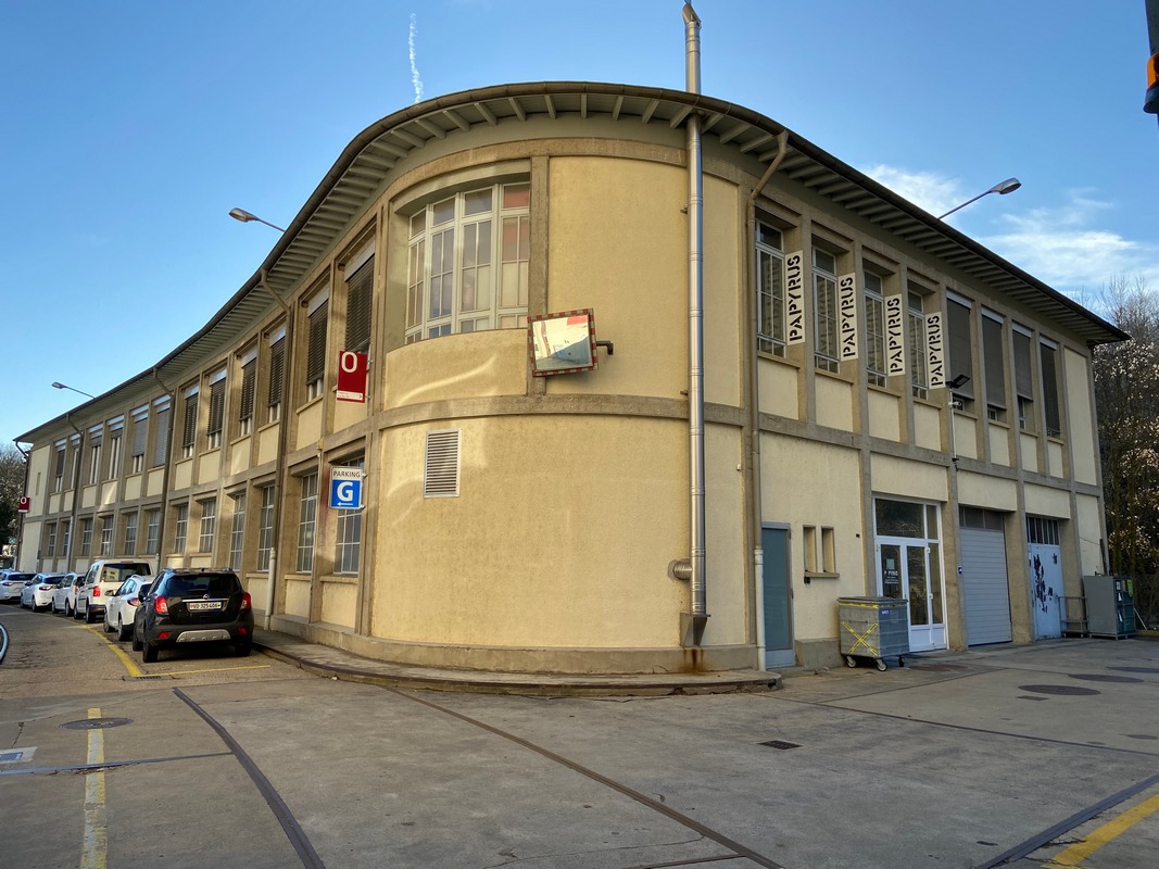 <span  class="uc_style_uc_tiles_grid_image_elementor_uc_items_attribute_title" style="color:#ffffff;">PLanzer_HallO_002</span>